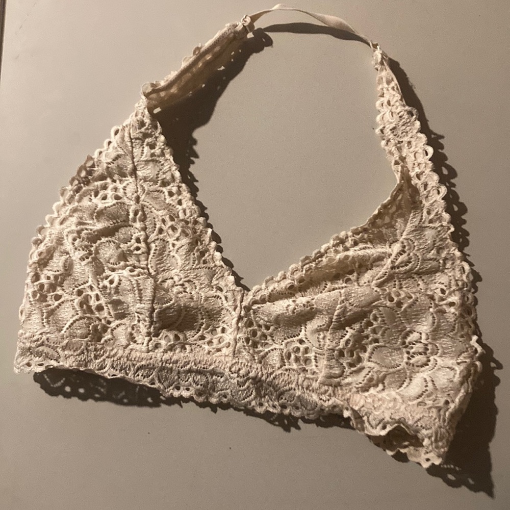 Aerie Brallete